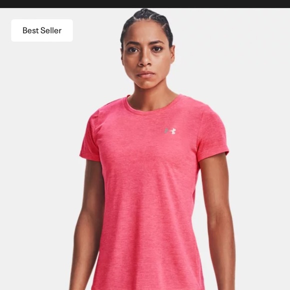 Under Armour Tops - UnderArmour Heat Gear Loose fit size Large